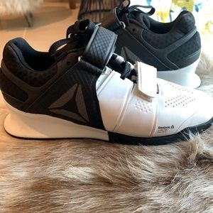 Black and White Reebok weightlifting/ squat / powerlifting shoes.